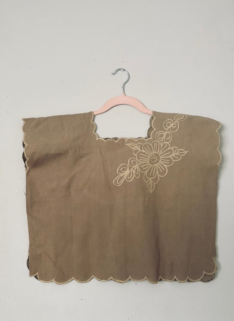 Minimal Floral Embroidered Cotton Blouse – Everyday Mexican Clothing